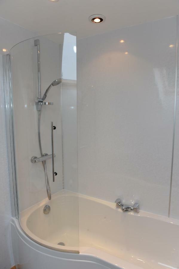 Bay Cottage Bed & Breakfast Crumlin  Екстер'єр фото